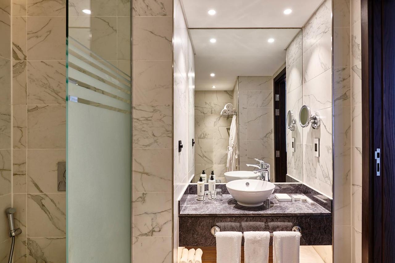 Crowne Plaza - West Cairo Arkan By Ihg 6th of October City Екстериор снимка Bathroom