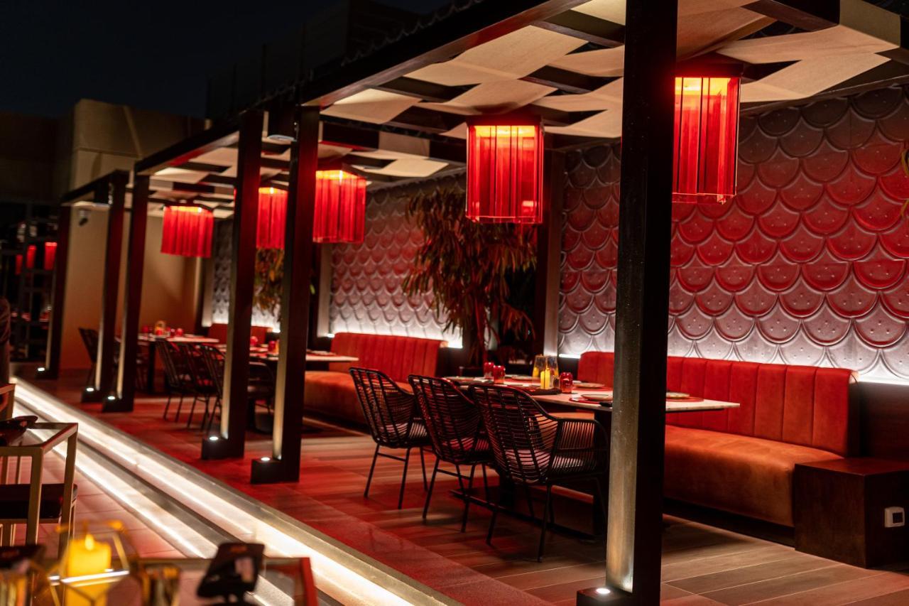 Crowne Plaza - West Cairo Arkan By Ihg 6th of October City Екстериор снимка The interior of the restaurant