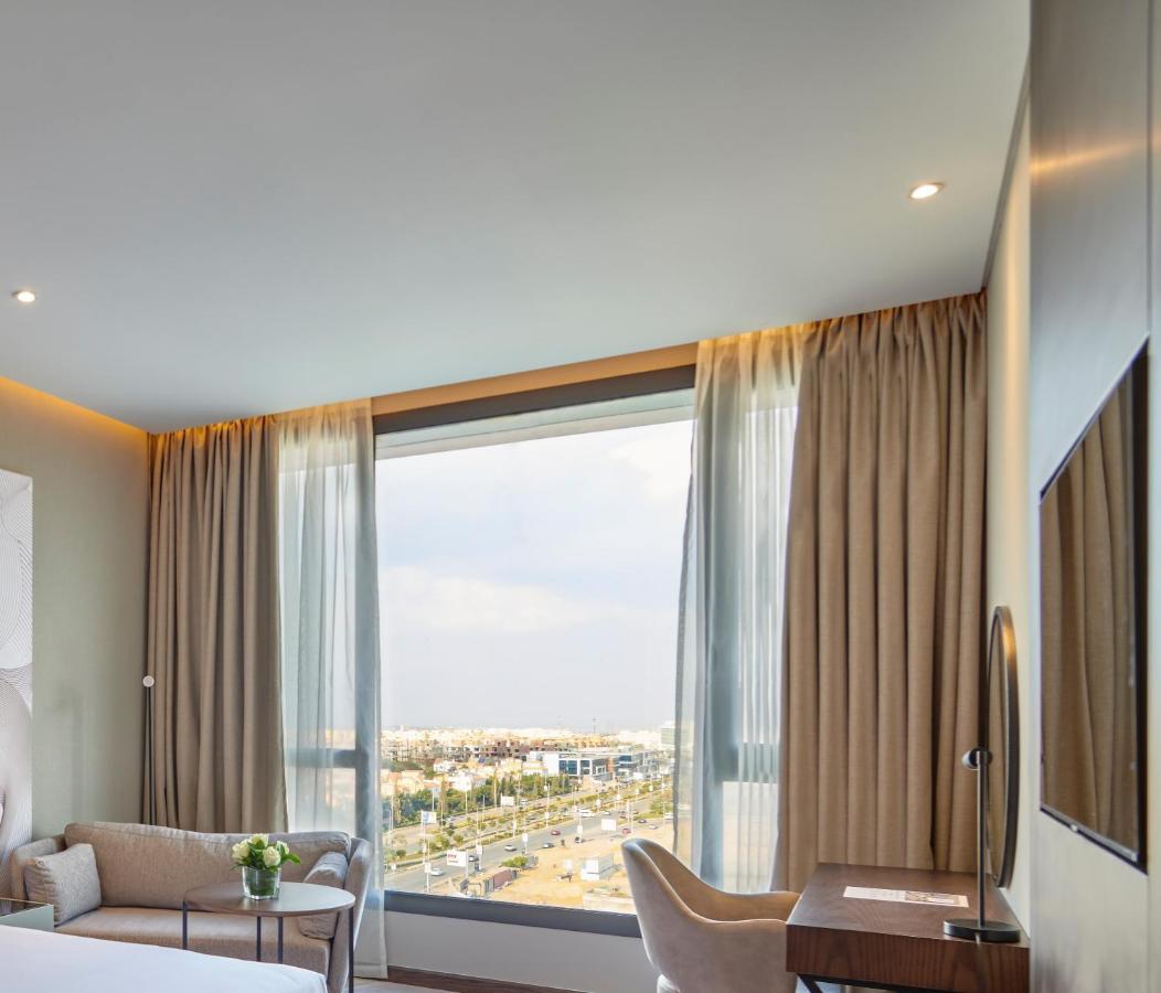 Crowne Plaza - West Cairo Arkan By Ihg 6th of October City Екстериор снимка A room at the hotel