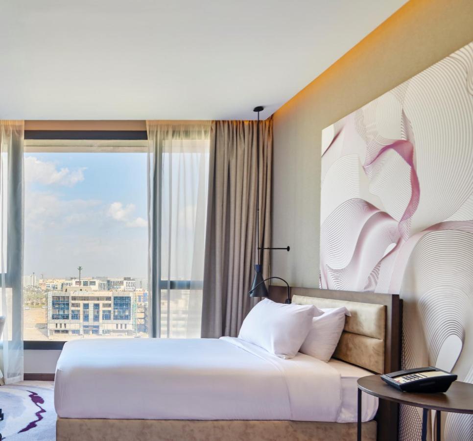 Crowne Plaza - West Cairo Arkan By Ihg 6th of October City Екстериор снимка Deluxe Room